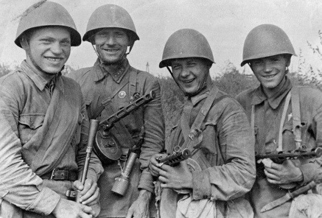 Почему советским солдатам было запрещено использовать трофейное немецкое оружие?