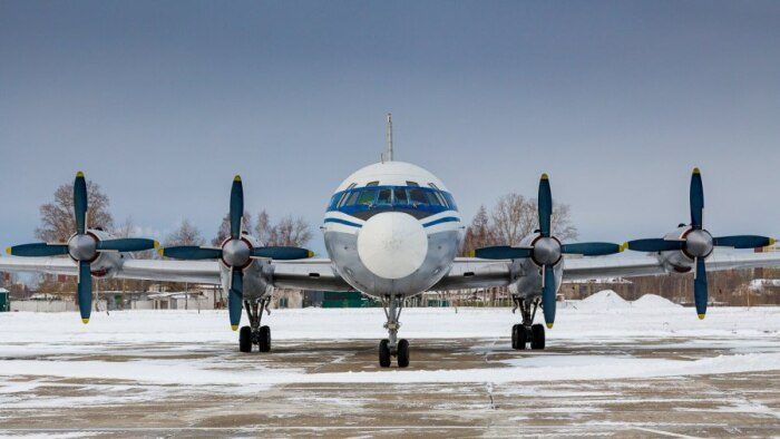 Зачем был нужен «устаревший» Ил-18 с винтами, если в СССР уже был новенький реактивный Ту-104