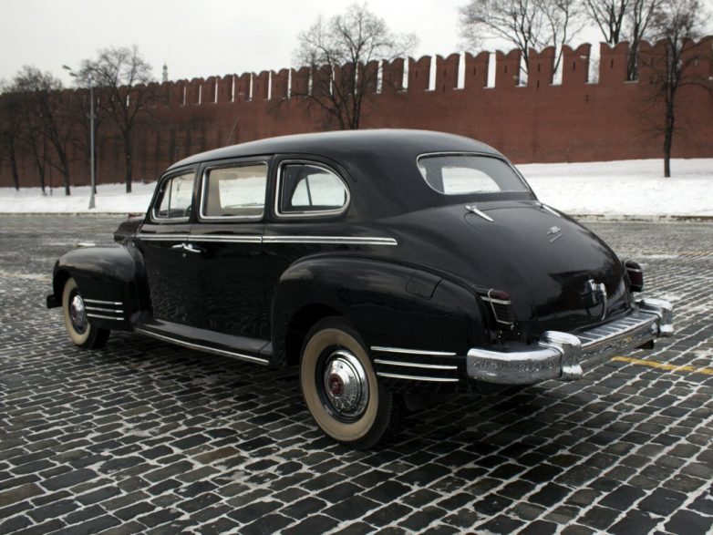 ЗИС 110. Автомобиль высшего класса для обычного советского населения