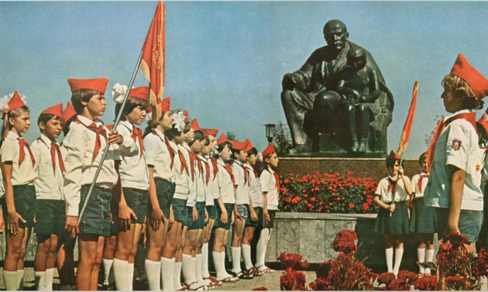 Главный атрибут советского подростка