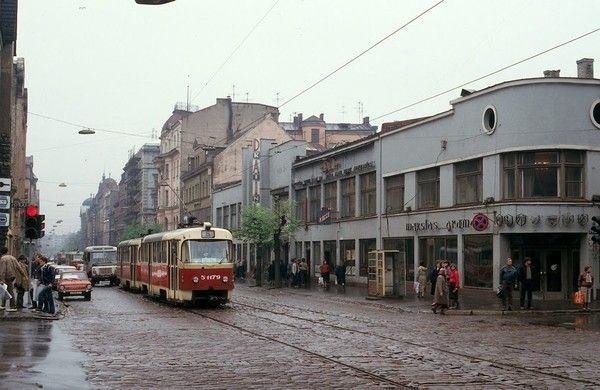 Фотопрогулка по советским городам. Класс!