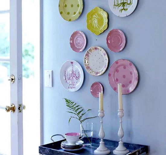Украшаем стены декоративными тарелками