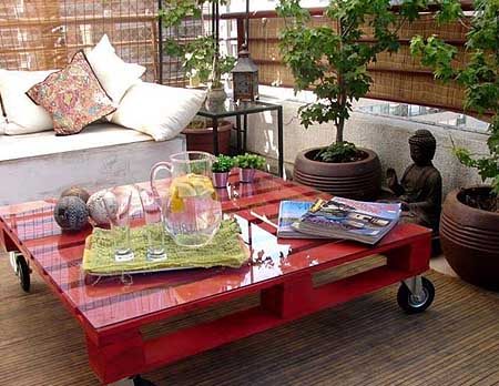 Мебель для дачи из деревянных строительных поддонов