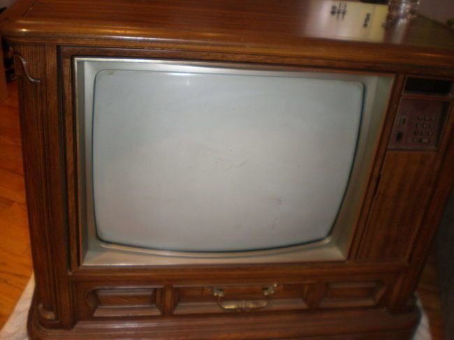 Превращение старого телевизора в аквариум