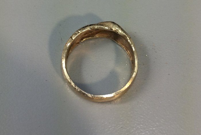 Реставрация погнутого обручального кольца