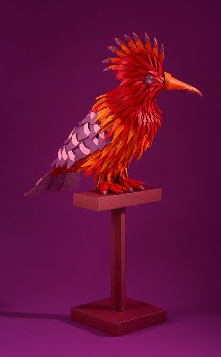 Очаровательные скульптуры птиц из кусочков кожи