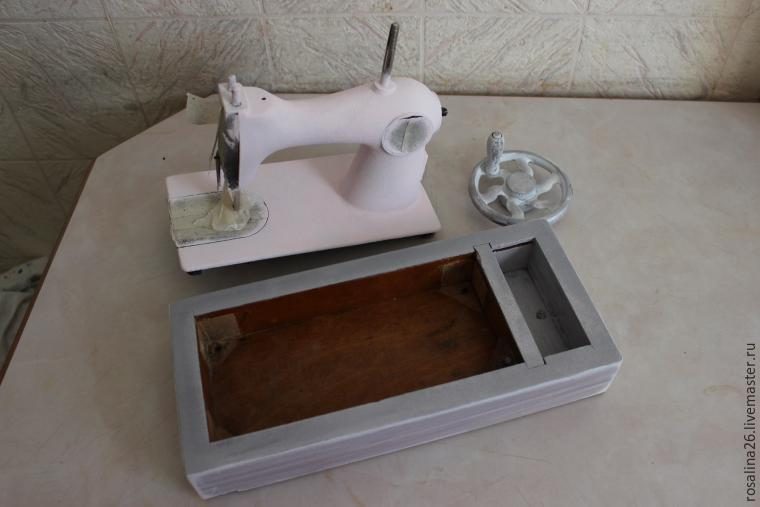 Преображение старенькой швейной машинки