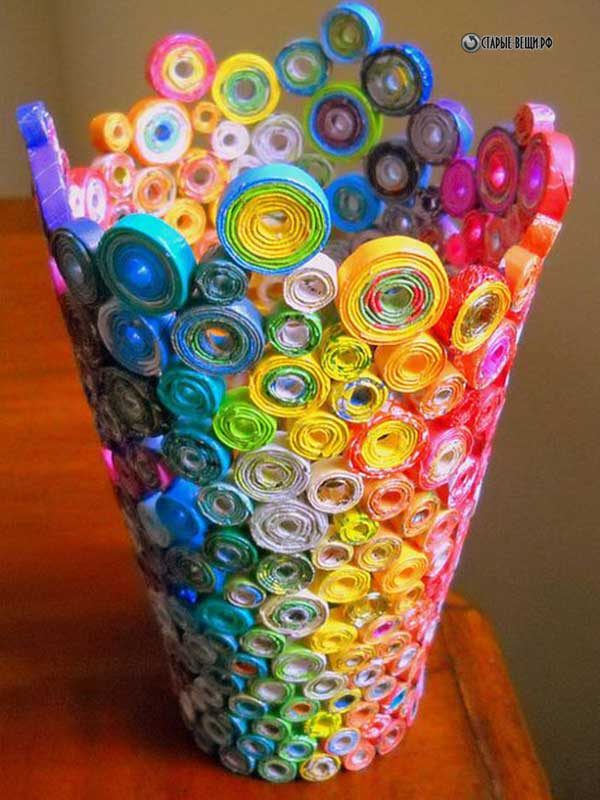 Декоративная ваза из скрученных колечек