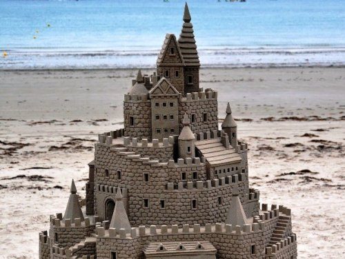 Красивые и удивительные песочные замки