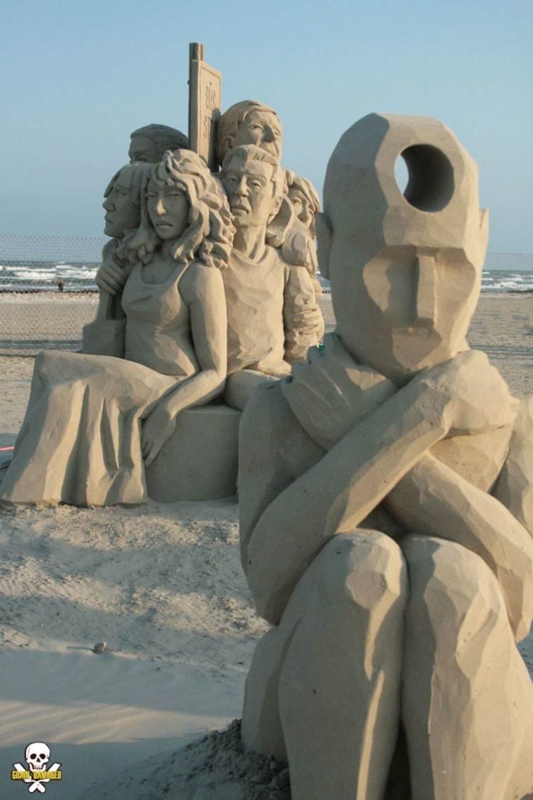 Потрясающие песчаные скульптуры