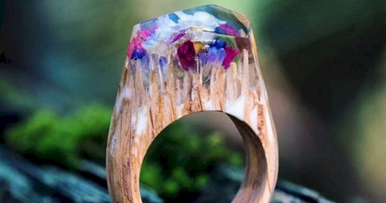 Шикарные кольца из дерева и смолы