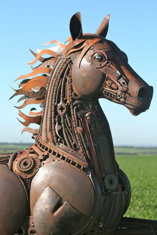 Металлические скульптуры животных