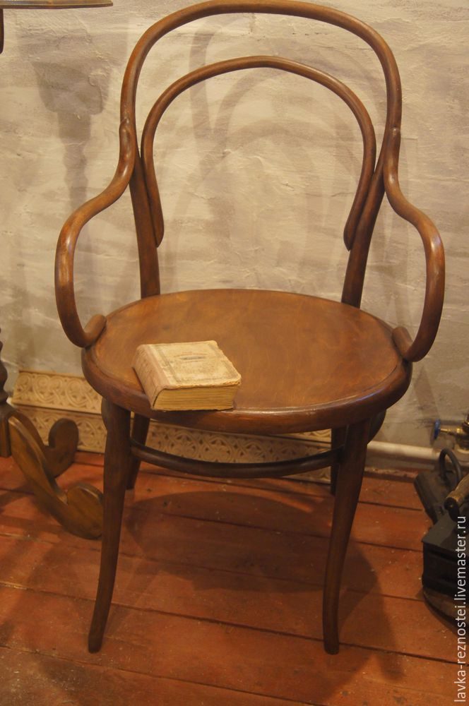 Реставрация старенького кресла