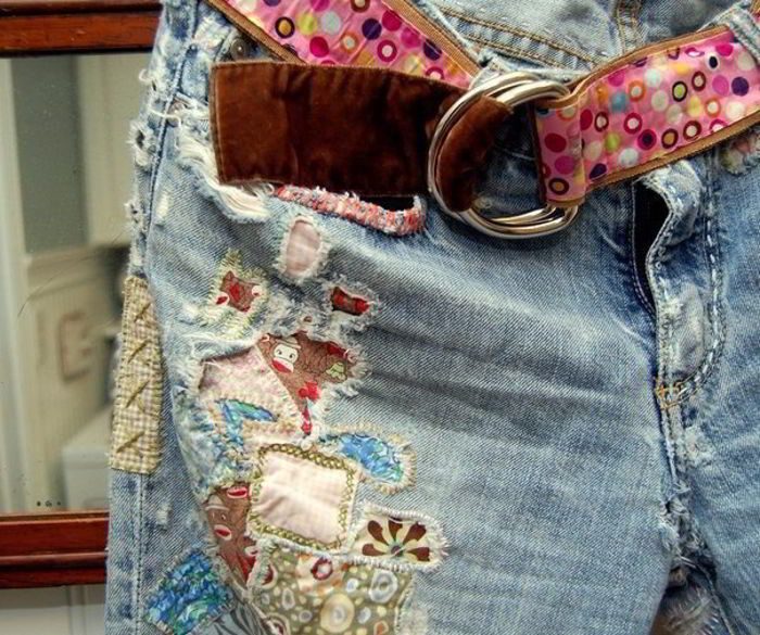15 свежих идей переделки старых джинсов
