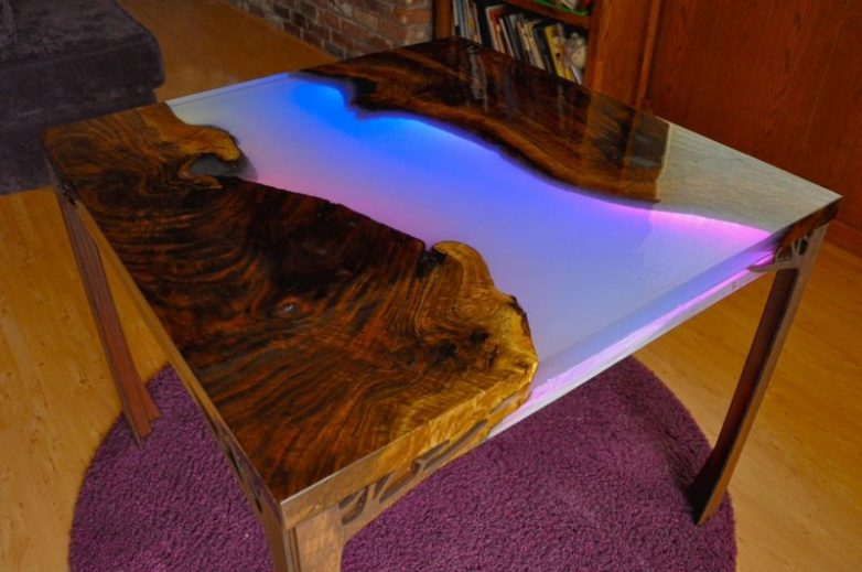 Невероятные столы с эпоксидной смолой