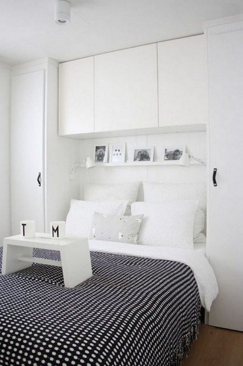 Идеи гардероба для маленькой спальни