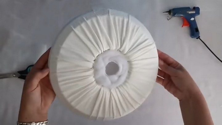 Как креативно можно использовать сломанную крышку от пластикового ведра