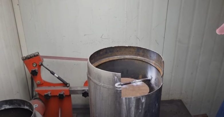 Мастерим печь с вертикальной загрузкой дров