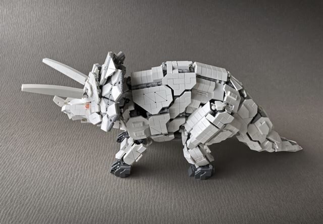 Существа, созданные из кирпичиков LEGO