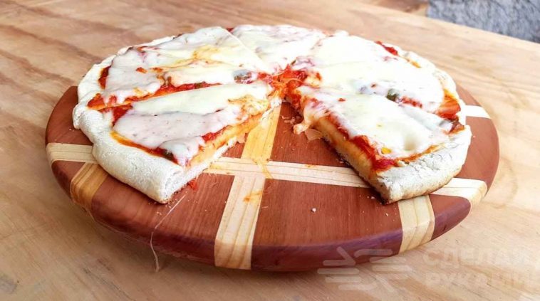 Оригинальная деревянная тарелка для пиццы