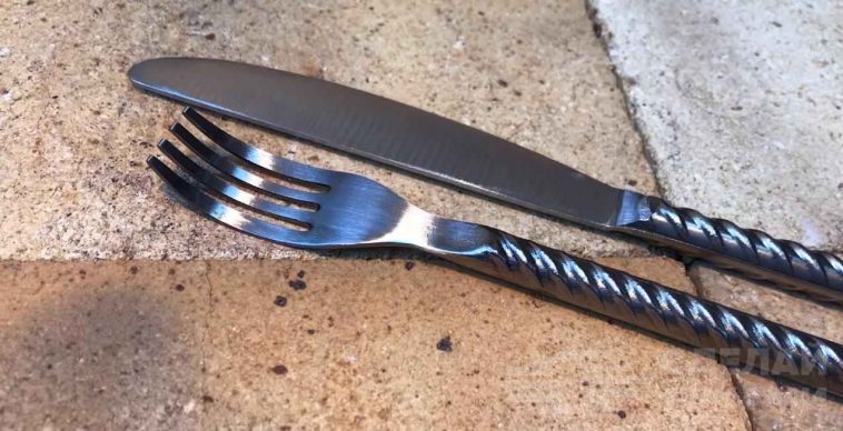 Вилка и нож из обычной арматуры
