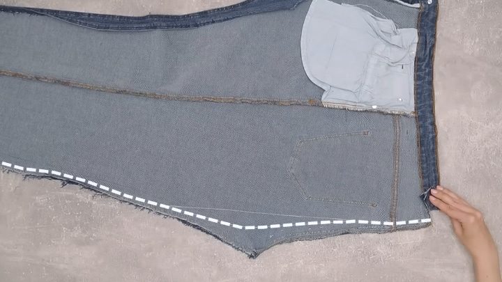 Стильная юбка из джинсов