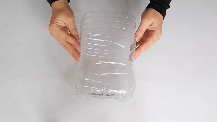 Полезная идея переработки пластиковых бутылок из-под воды