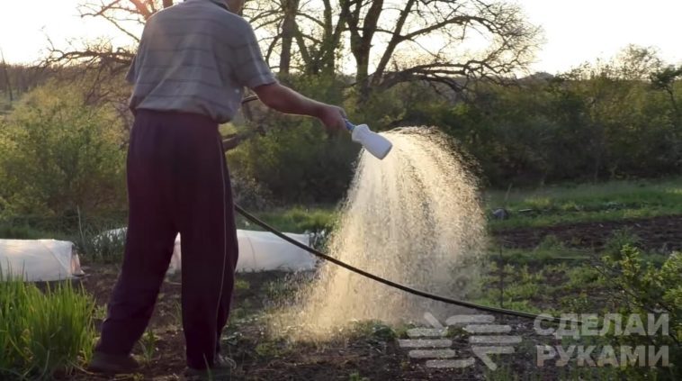 Дождеватель для полива огорода своими руками
