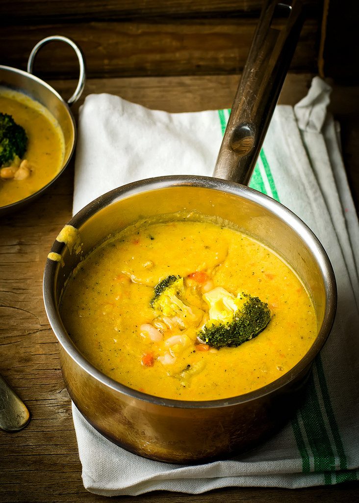 Суп-пюре с фасолью и брокколи