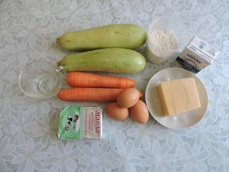Пирoг с кабачками и морковью