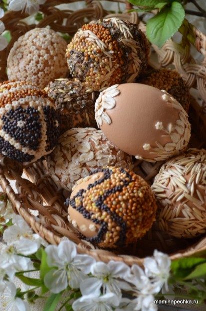 Идеи украшения пасхальных яиц зерном