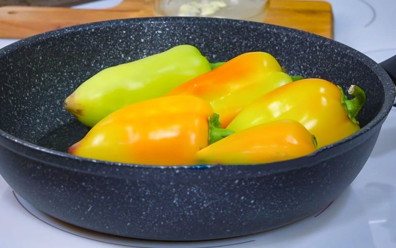 2 способа приготовить вкуснейшие жареные перцы на зиму