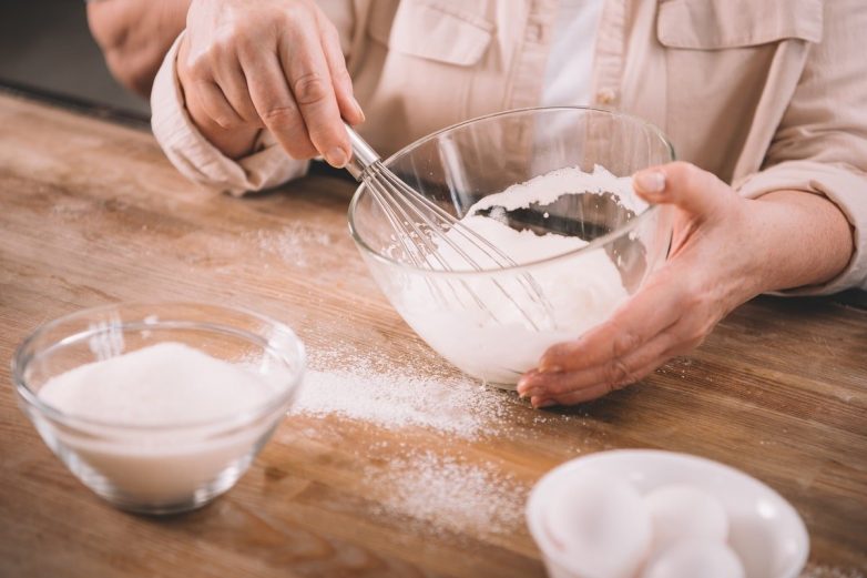 Почему не стоит добавлять соду и сахар в тесто для блинчиков?