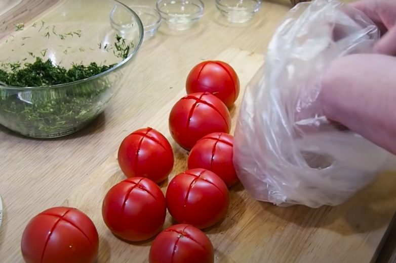 Быстрые закусочные помидорыи «Минутка»