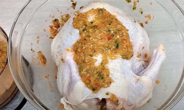 Курица по-испански в маринаде из помидор и болгарского перца