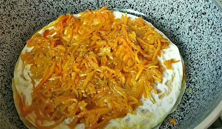 Сочные лепешки с морковью по-узбекски