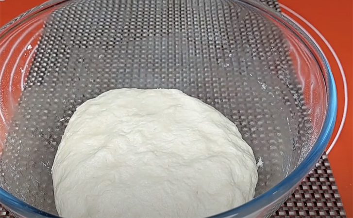 Легкое тесто, после них нет тяжести. Треугольники на кефире за 15 минут