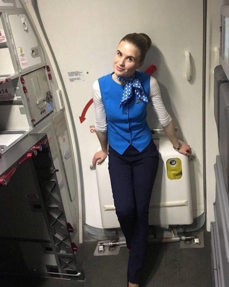 А вы знаете где в России работают самые красивые стюардессы?