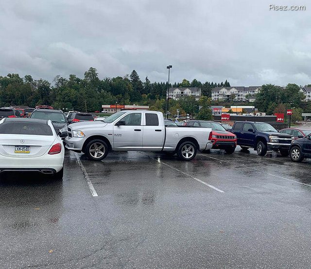 Идиоты на парковке