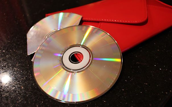 Как оригинально использовать старые CD-диски