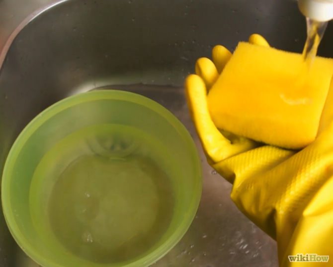 Способы чистки кухонной губки - рассадника вредоносных бактерий