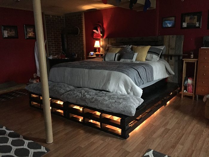 18 оригинальных кроватей из паллет с подсветкой