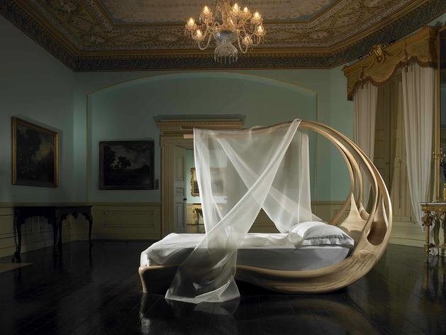 Как выбрать оригинальную кровать для спальни?