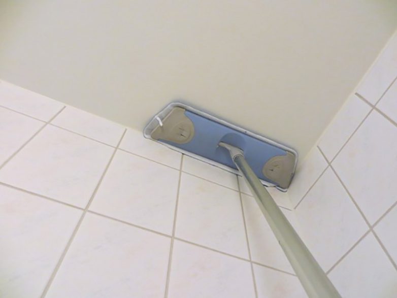 7 трюков эффективной чистки ванной комнаты!