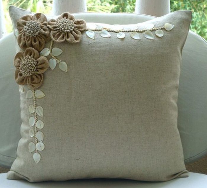 21 потрясающая идея декоративных подушек для дома своими руками!
