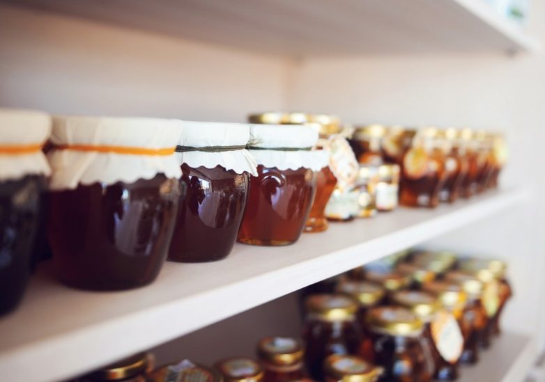 Как проверить мёд на качество?