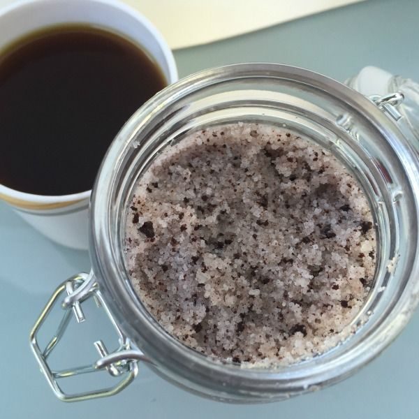 15 полезных способов использования кофе в зернах и кофейной гущи