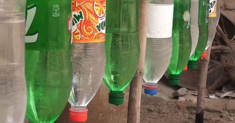 Простая капельная система полива своими руками из пластиковых бутылок