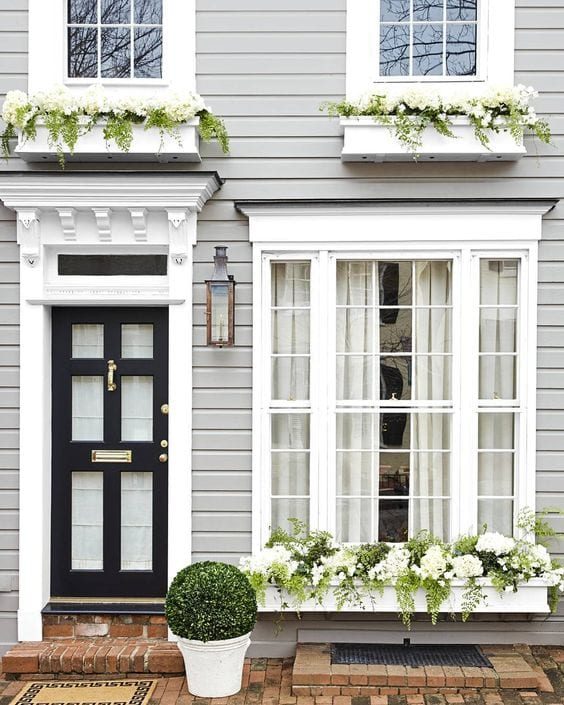Яркие идеи для дачи, как установить чудесные цветы в ящики за окном