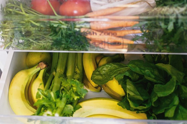 Какие продукты не следует хранить в холодильнике